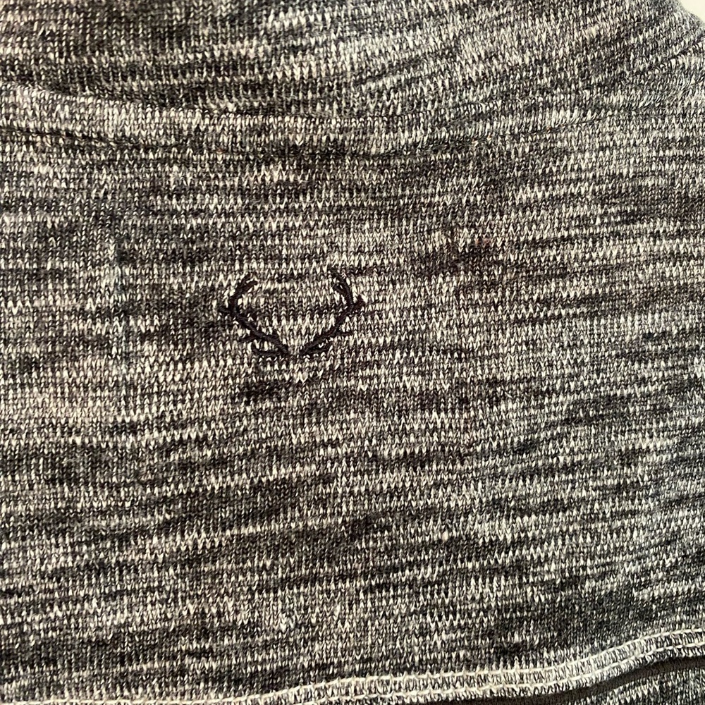 Men's 100% Cotton Marled Black Long Sleeve Henley Shirt MD Casual Closet Staple - Picture 4 of 8
